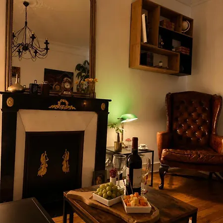 Montmartre Crown - Apartment